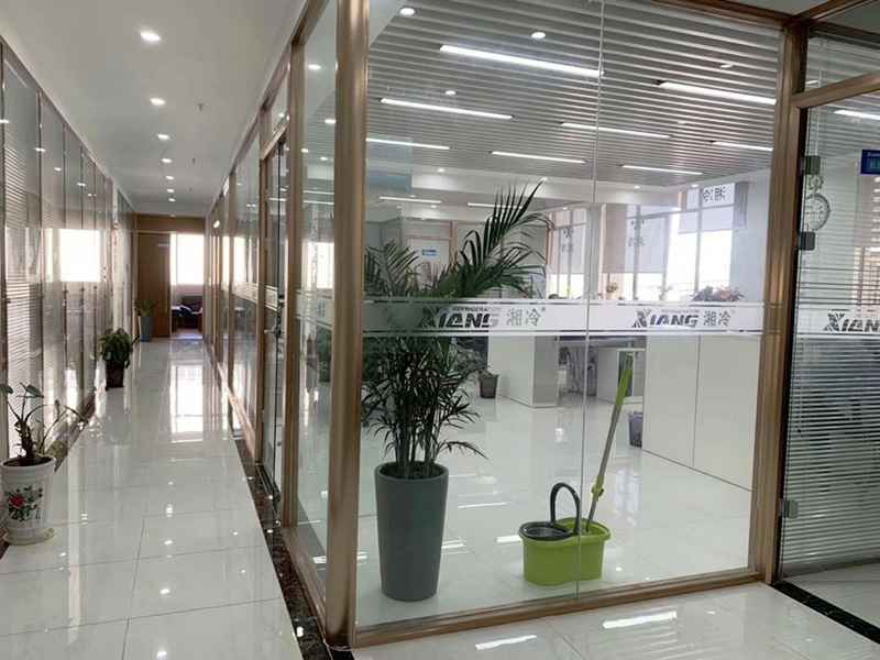 华体·官方版网站登录入口-华体online(中国)办公室内部